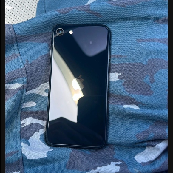 Apple iPhone SE2 128GB -